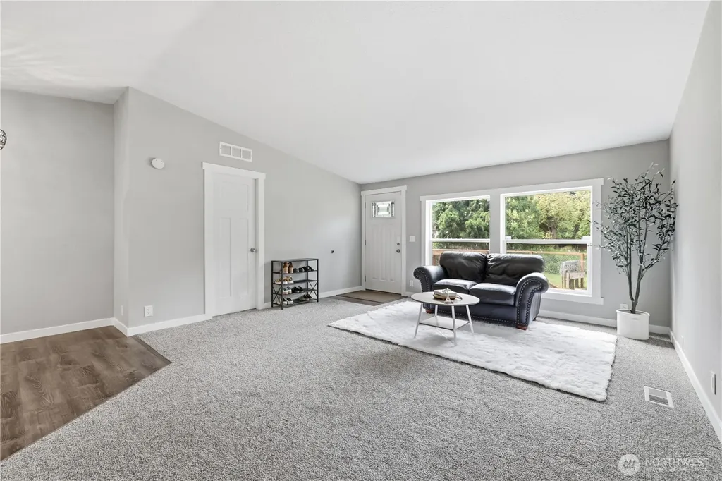 8329 Abelia Ct SE Yelm WA 98597