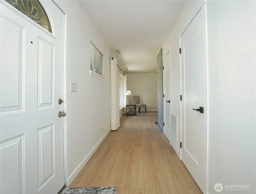 10746 63rd Avenue S Seattle WA 98178