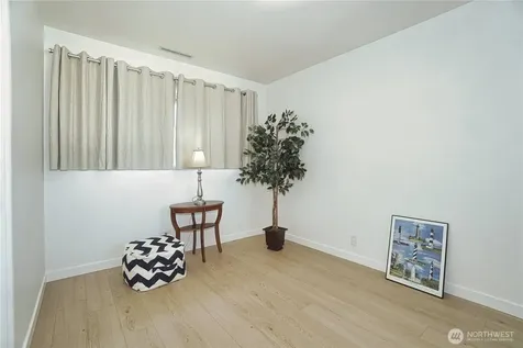10746 63rd Avenue S Seattle WA 98178