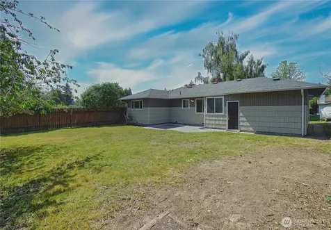 10746 63rd Avenue S Seattle WA 98178