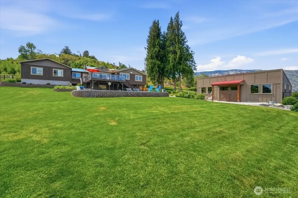 2876 Green Avenue Manson WA 98831
