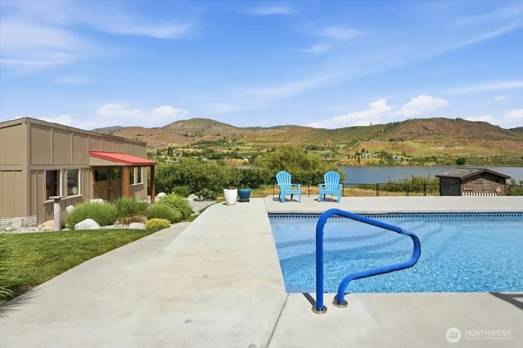 2876 Green Avenue Manson WA 98831