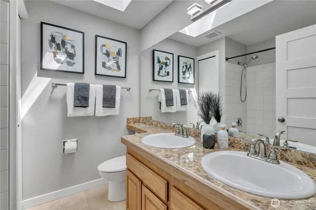 22503 SE 261st Street Maple Valley WA 98038