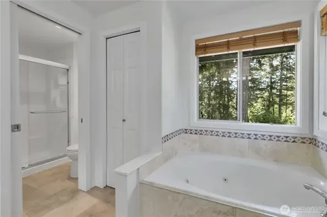 22503 SE 261st Street Maple Valley WA 98038