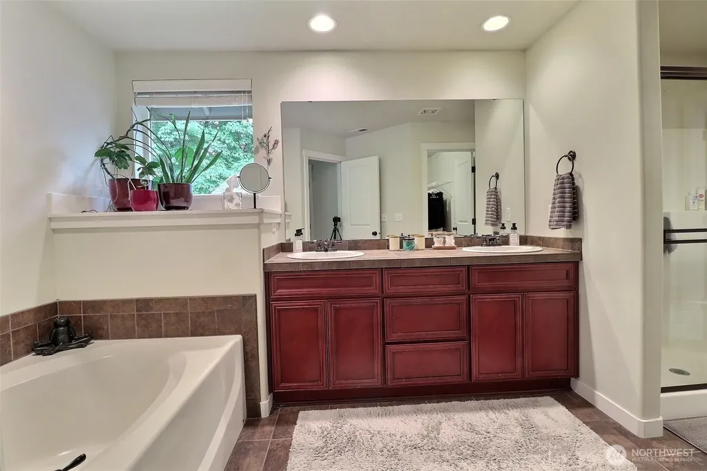 19776 Mountain Ridge Road SE Monroe WA 98272