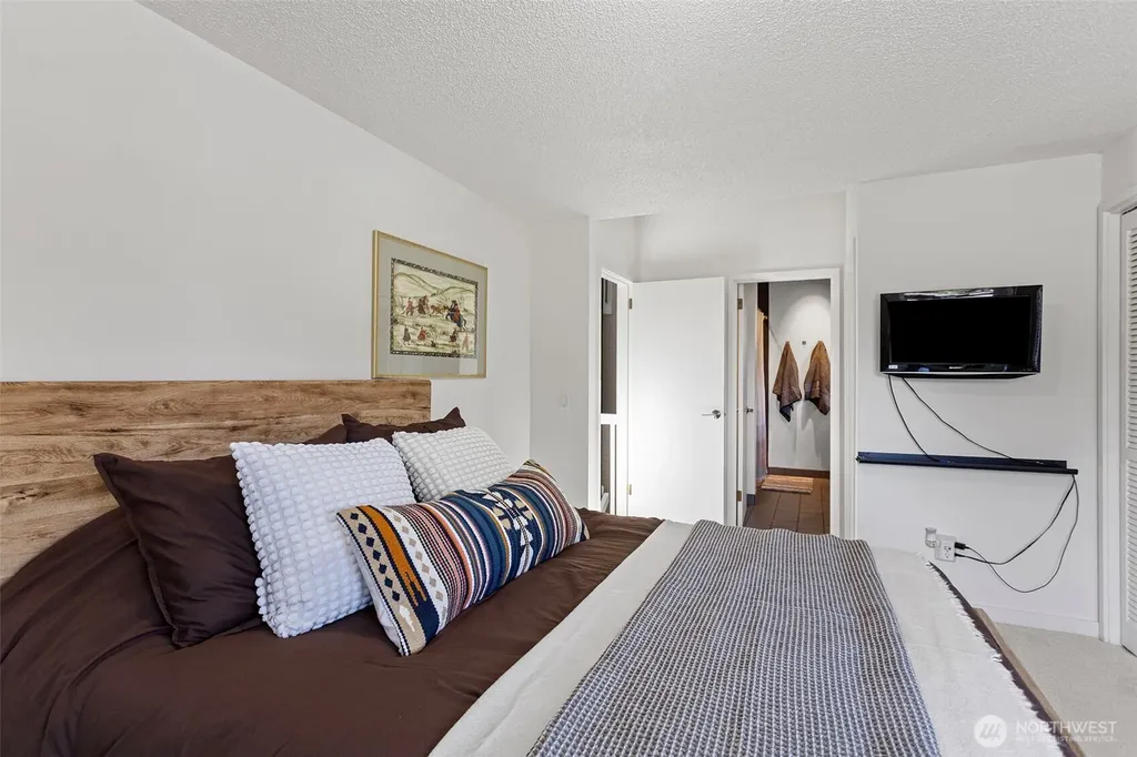 10800 Glen Acres Drive S Seattle WA 98168