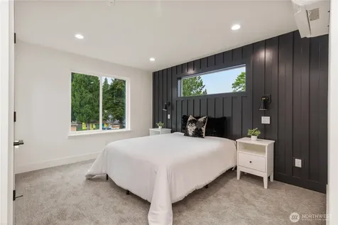12032 Hiram Place NE Seattle WA 98125