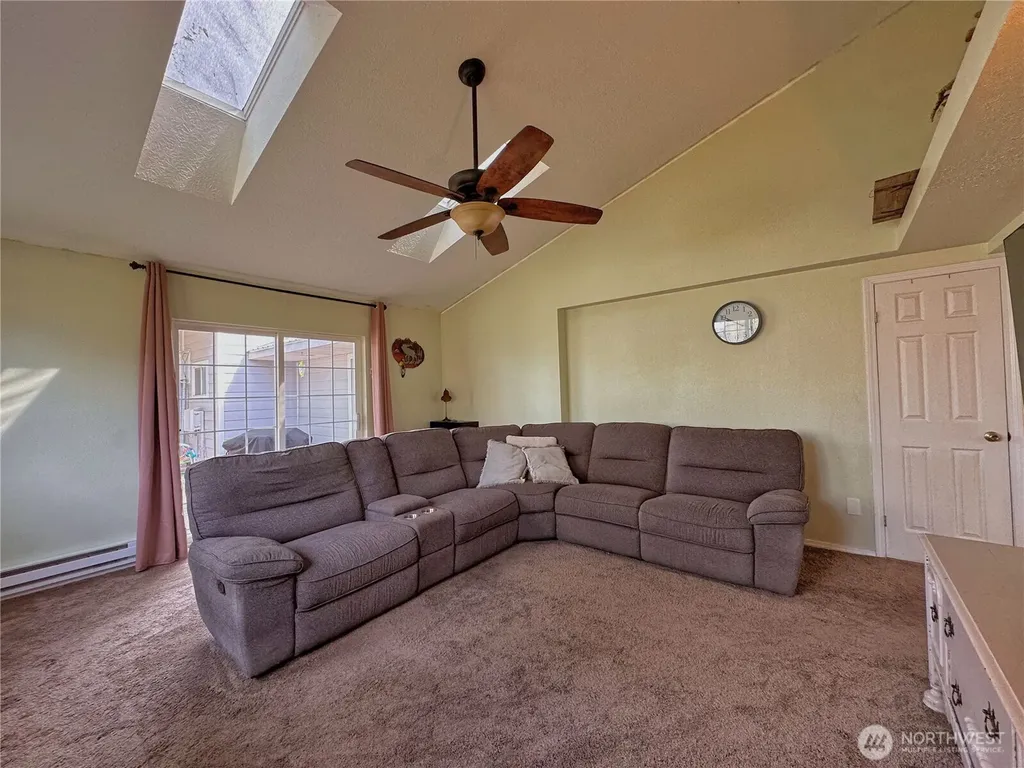 111 Washington Place Electric City WA 99123
