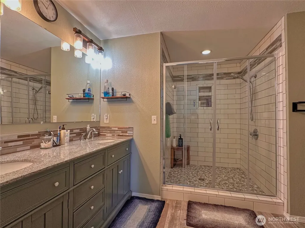111 Washington Place Electric City WA 99123