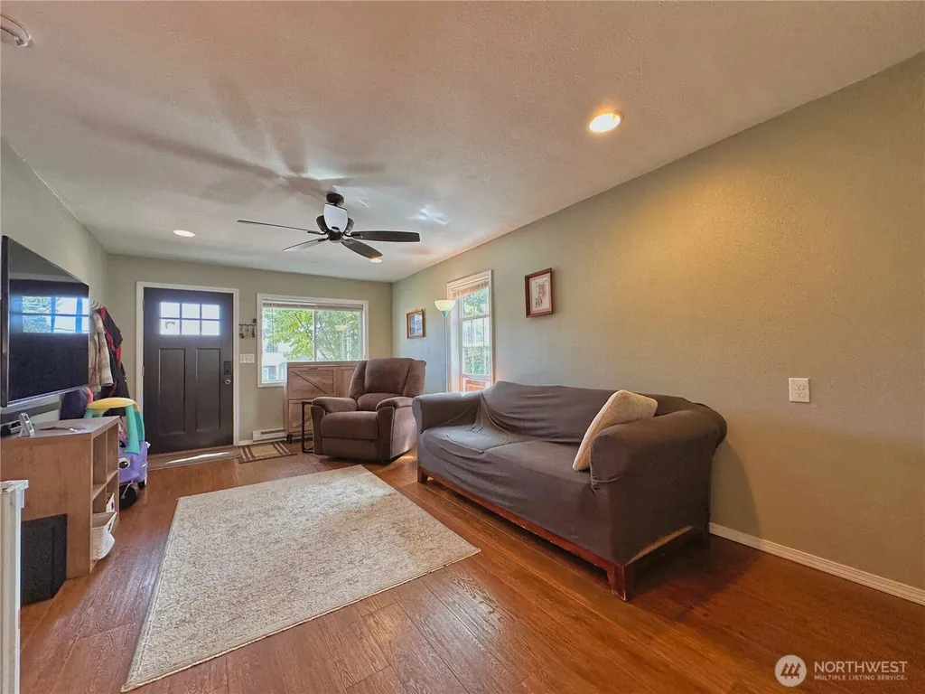 111 Washington Place Electric City WA 99123