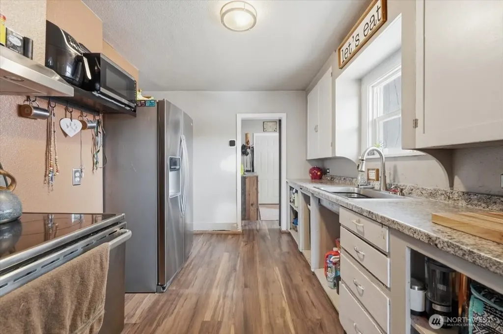 608 N Bradley Street Chelan WA 98816