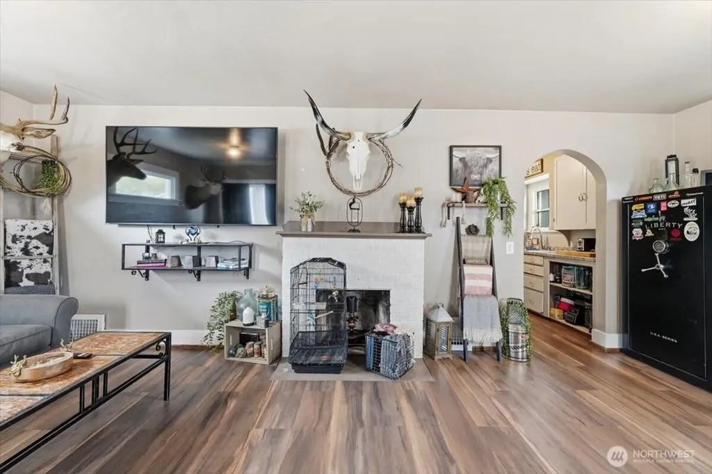 608 N Bradley Street Chelan WA 98816