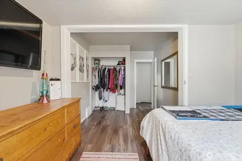 608 N Bradley Street Chelan WA 98816