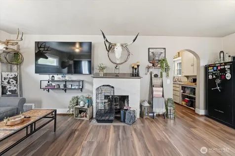608 N Bradley Street Chelan WA 98816