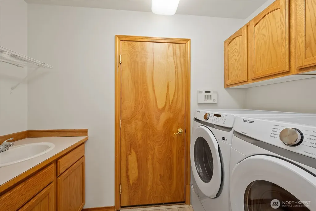 1618 E Highland Avenue Mount Vernon WA 98273