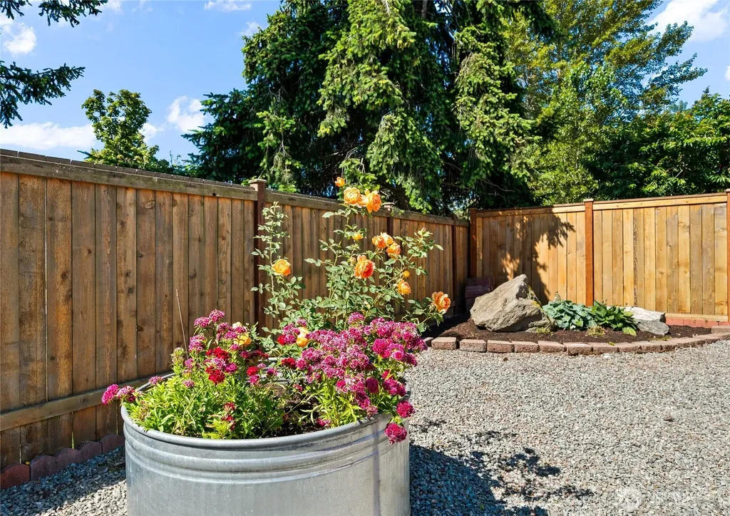 1618 E Highland Avenue Mount Vernon WA 98273