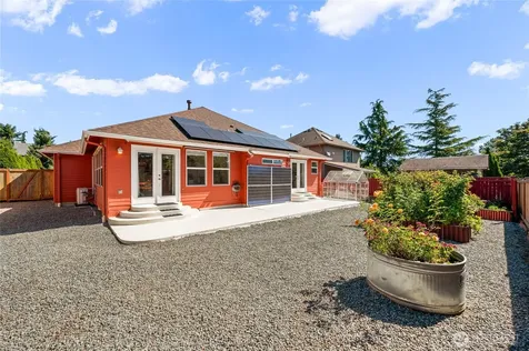 1618 E Highland Avenue Mount Vernon WA 98273
