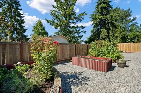 1618 E Highland Avenue Mount Vernon WA 98273