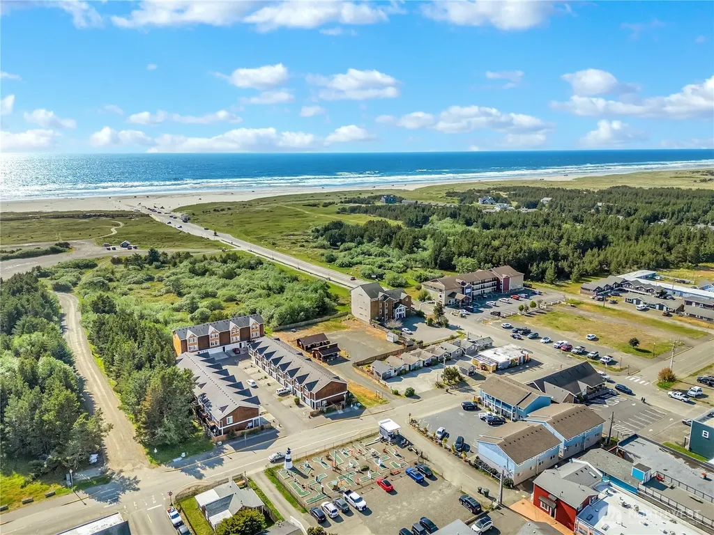 105 Ocean Beach Boulevard S Long Beach WA 98631