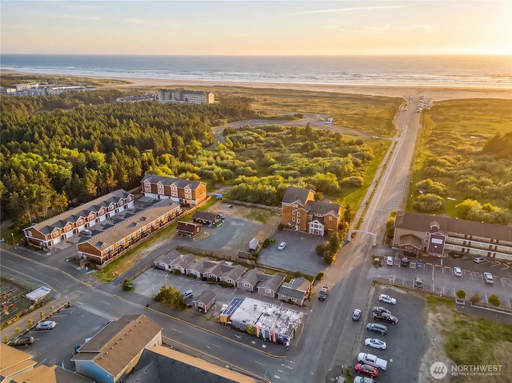 105 Ocean Beach Boulevard S Long Beach WA 98631