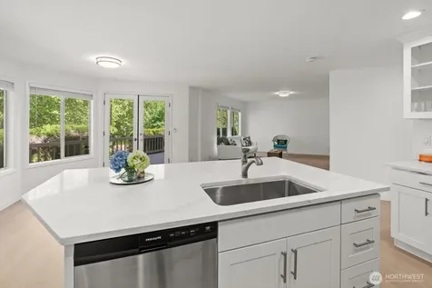 10618 176th Court NE Redmond WA 98052
