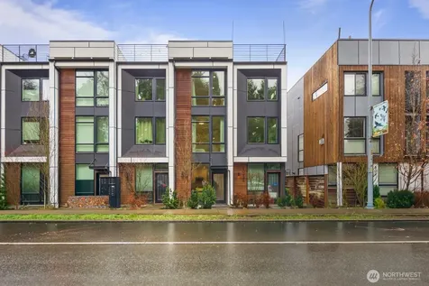 8042 35th Avenue NE Seattle WA 98115