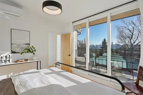 515 Howe Seattle WA 98109
