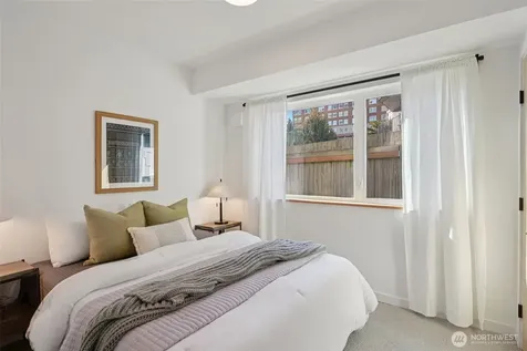 515 Howe Seattle WA 98109
