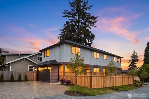 10202 44th Avenue SW Seattle WA 98146