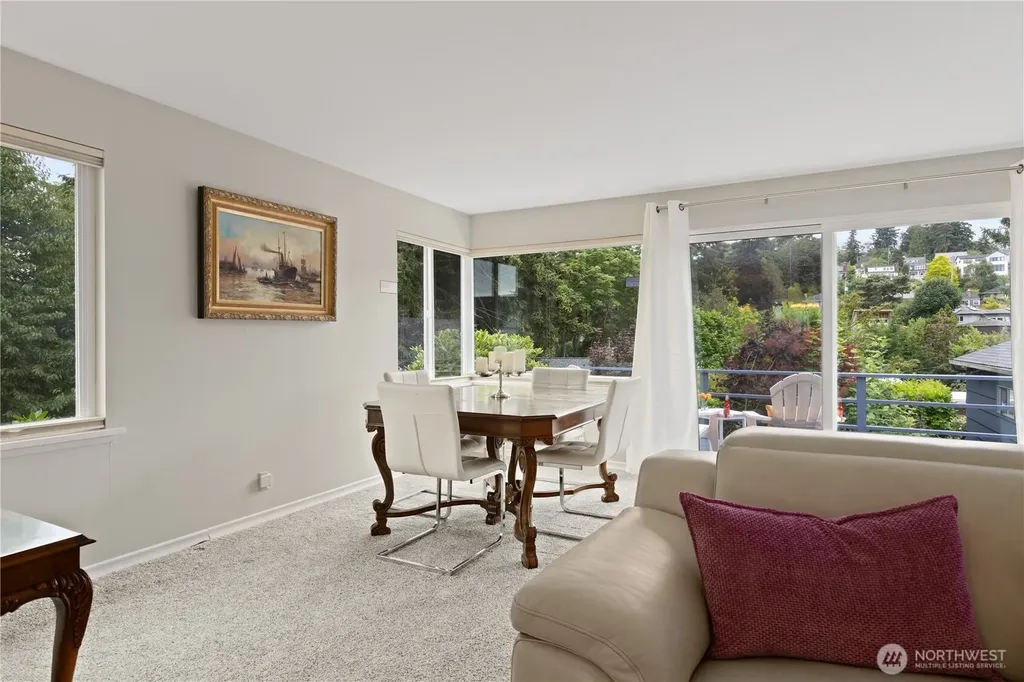 707 W Bertona Street Seattle WA 98119