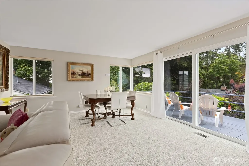 707 W Bertona Street Seattle WA 98119