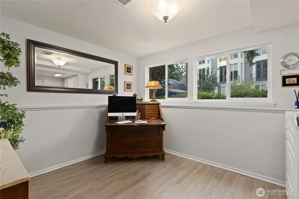 707 W Bertona Street Seattle WA 98119