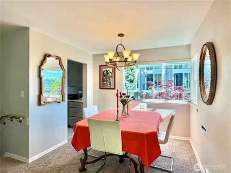 707 W Bertona Street Seattle WA 98119