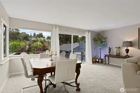 707 W Bertona Street Seattle WA 98119