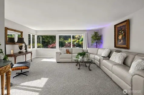 707 W Bertona Street Seattle WA 98119