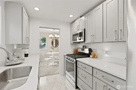 707 W Bertona Street Seattle WA 98119