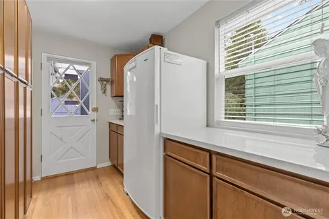 707 W Bertona Street Seattle WA 98119