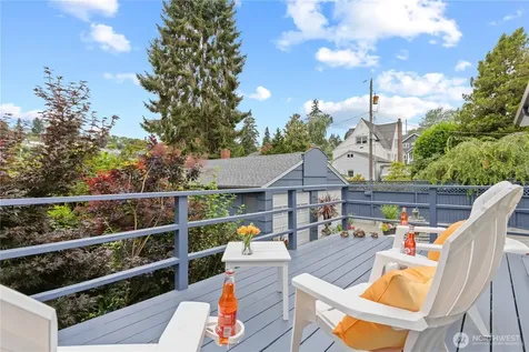 707 W Bertona Street Seattle WA 98119