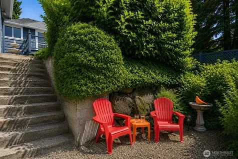 707 W Bertona Street Seattle WA 98119
