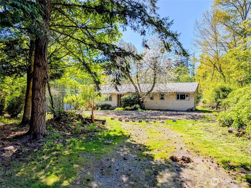 511 S Beach Road Point Roberts WA 98281