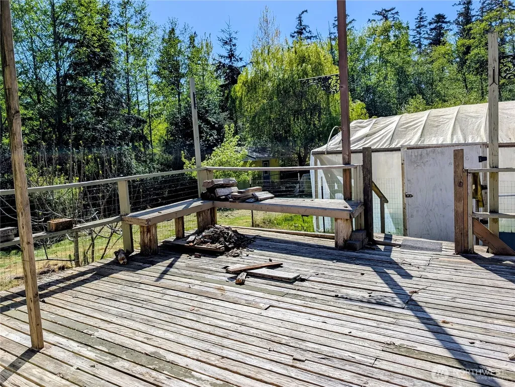 511 S Beach Road Point Roberts WA 98281