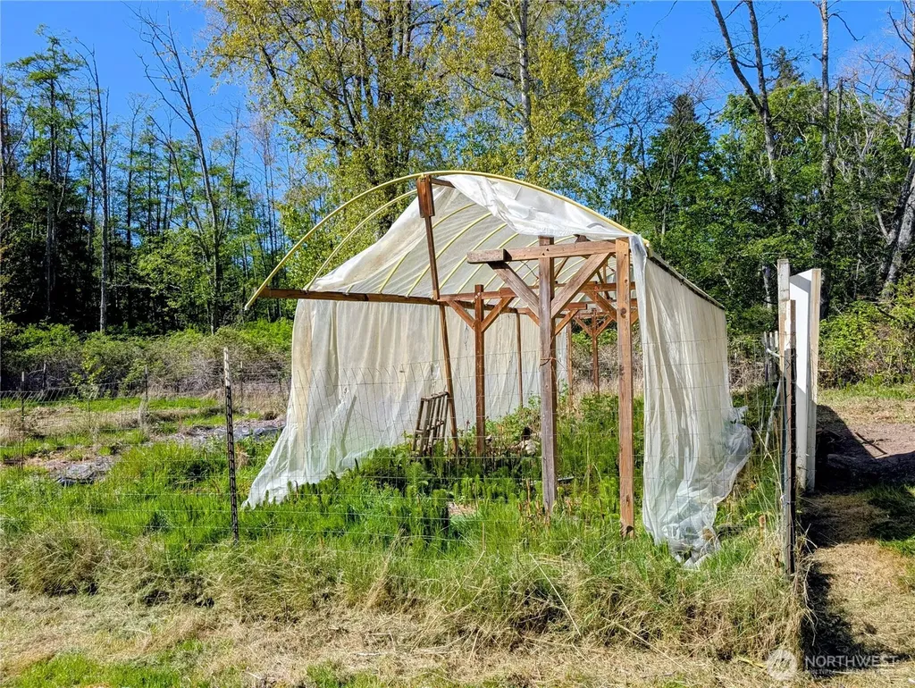 511 S Beach Road Point Roberts WA 98281