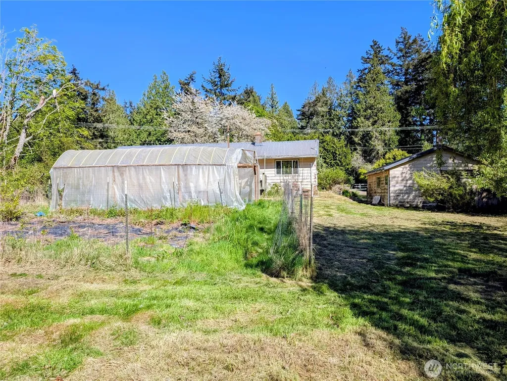 511 S Beach Road Point Roberts WA 98281