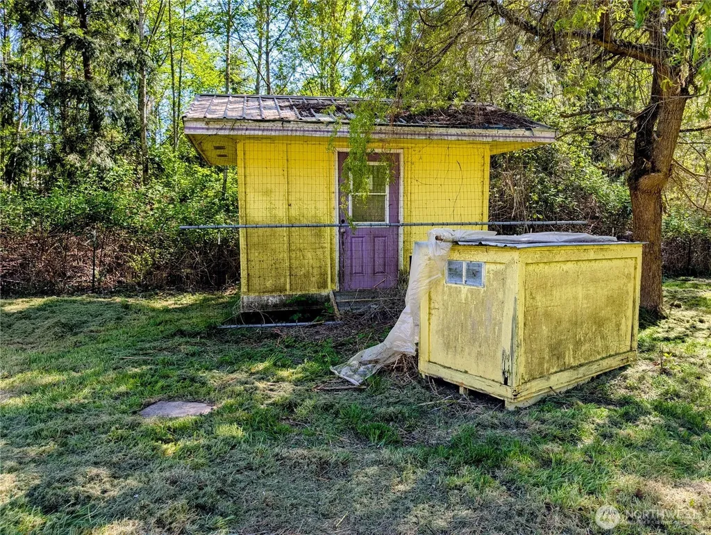 511 S Beach Road Point Roberts WA 98281