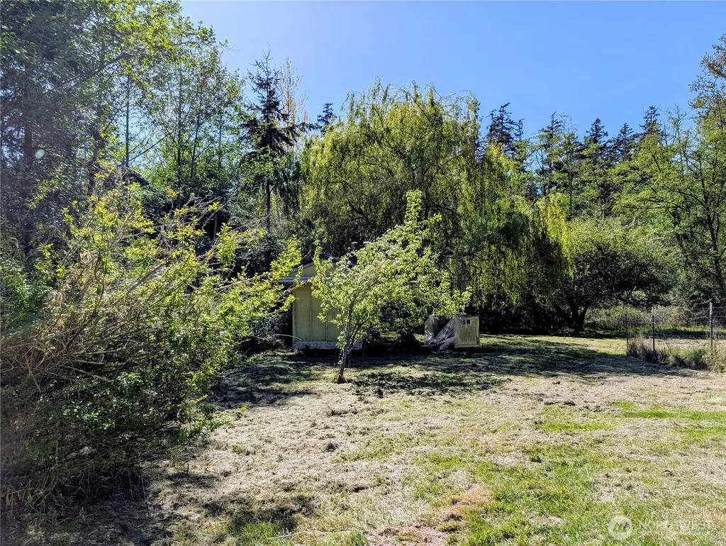 511 S Beach Road Point Roberts WA 98281