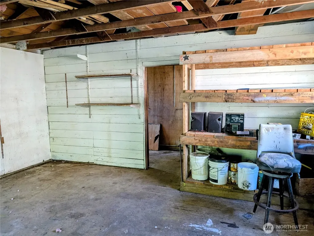 511 S Beach Road Point Roberts WA 98281