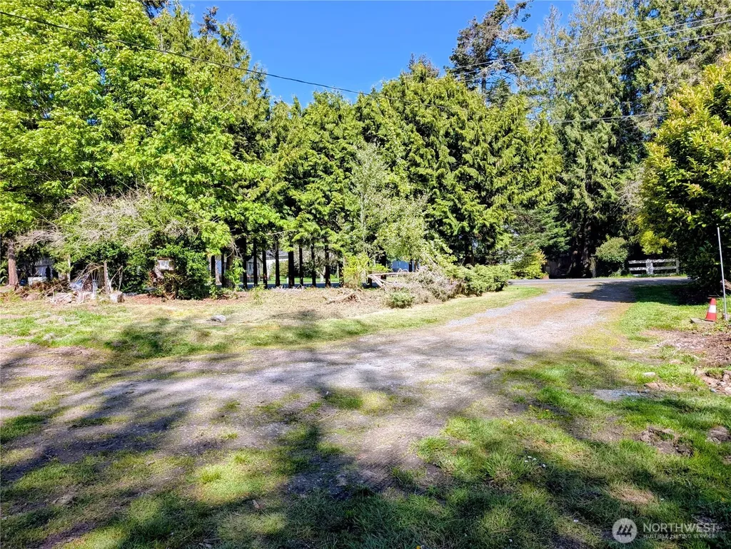 511 S Beach Road Point Roberts WA 98281