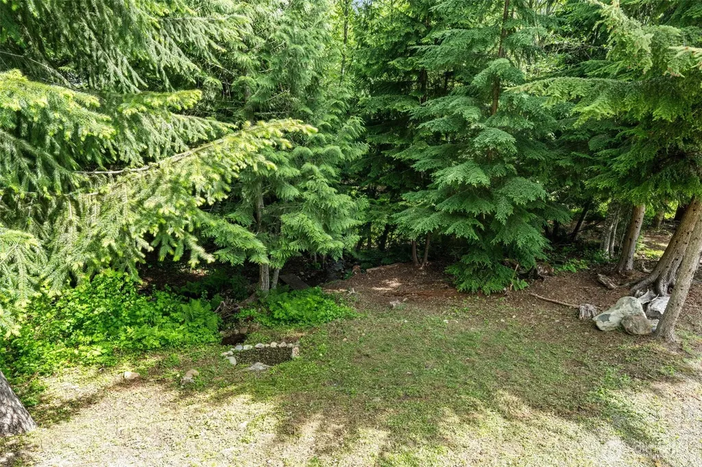 281 Wilderness Lane Easton WA 98925