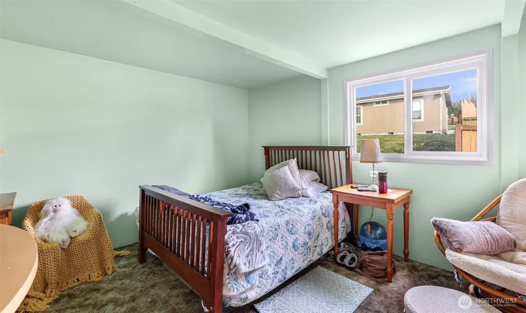 8415 Donald Way Blaine WA 98230