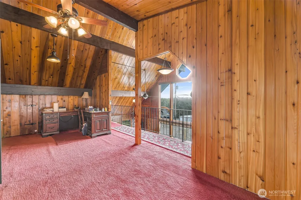 8415 Donald Way Blaine WA 98230